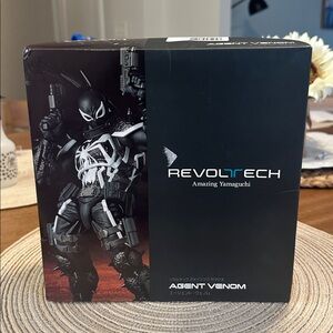 Amazing Yamaguchi Agent Venom Action Figure - Black and White